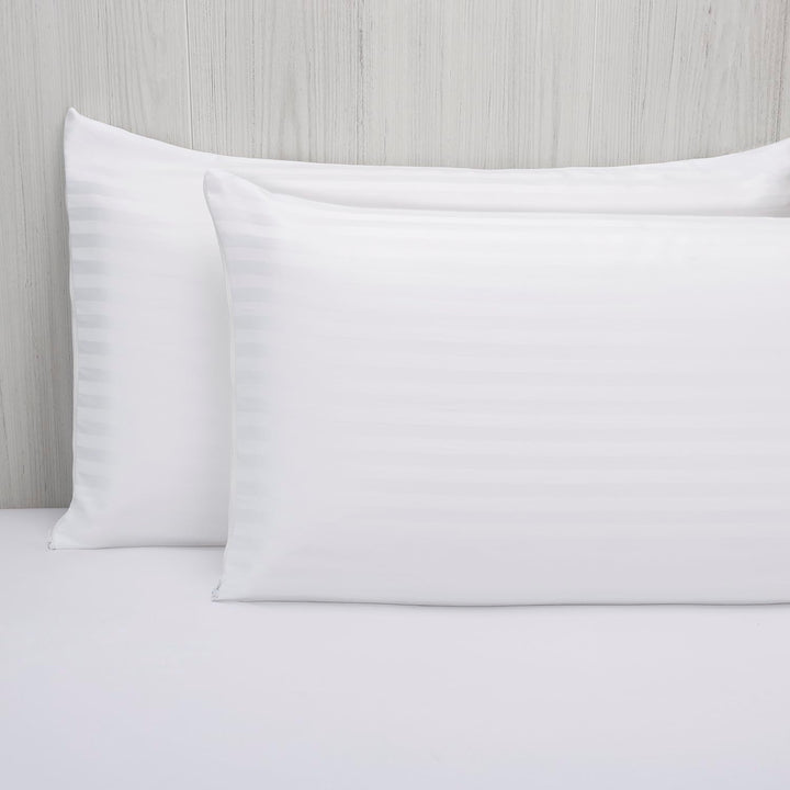 Pikolin Home - Pernă viscoelastică, Protecție împotriva acarienilor, Cu husă dublă, Fermitate medie, 40 X 70 cm, Înălțime 15 cm, Alb